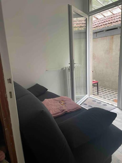 Manornella, Beaux Volumes, Grand Garage Ideal Mas Du Clos Apartment